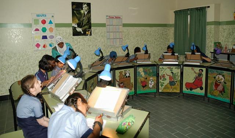 Low vision Classroom1